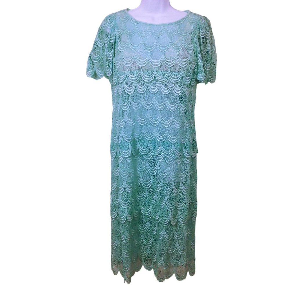 Vintage 70-80s Sheer Scalloped Lace Dress 6/8 Flutter Sleeve Snap-Back Turquoise